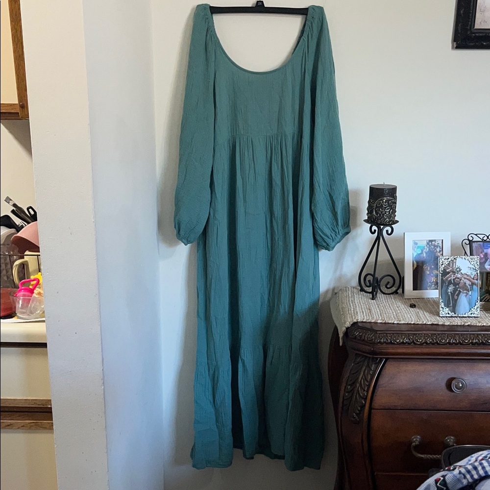 Universal Thread Teal Long Sleeve Dress